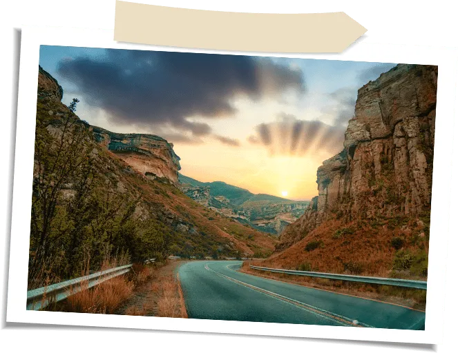 Road and mountains in the Free State
